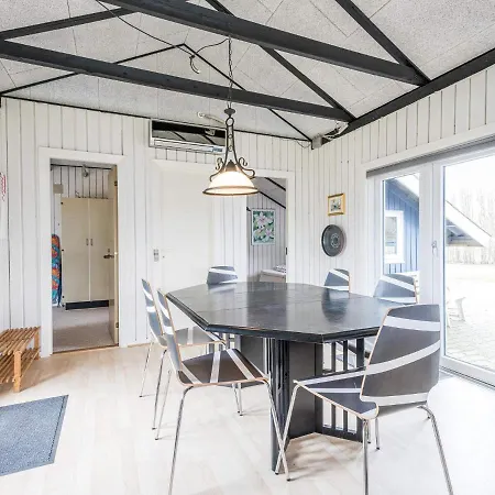 5 Person In * Hemmet